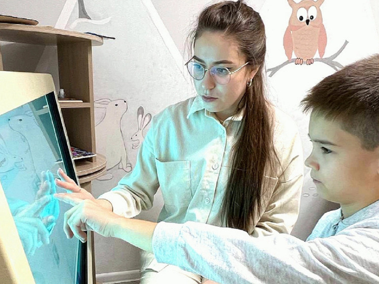 Для социализации особенных детей Муравленко и Надым получили интерактивное оборудование