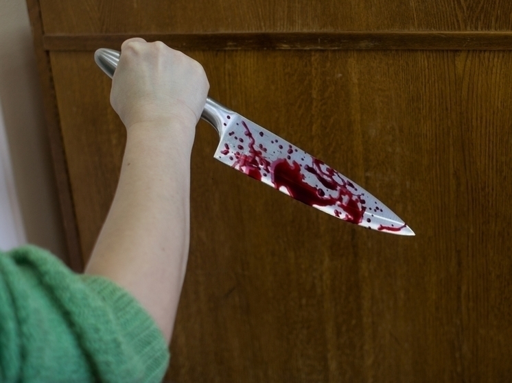 Мать в Карелии изрезала сына ножом