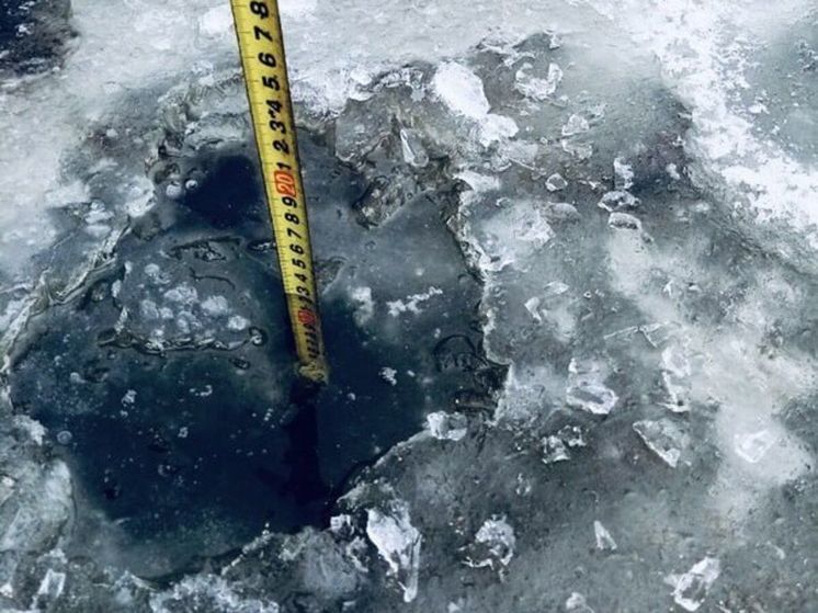Спасатели назвали опасные из-за тонкого льда водоемы региона