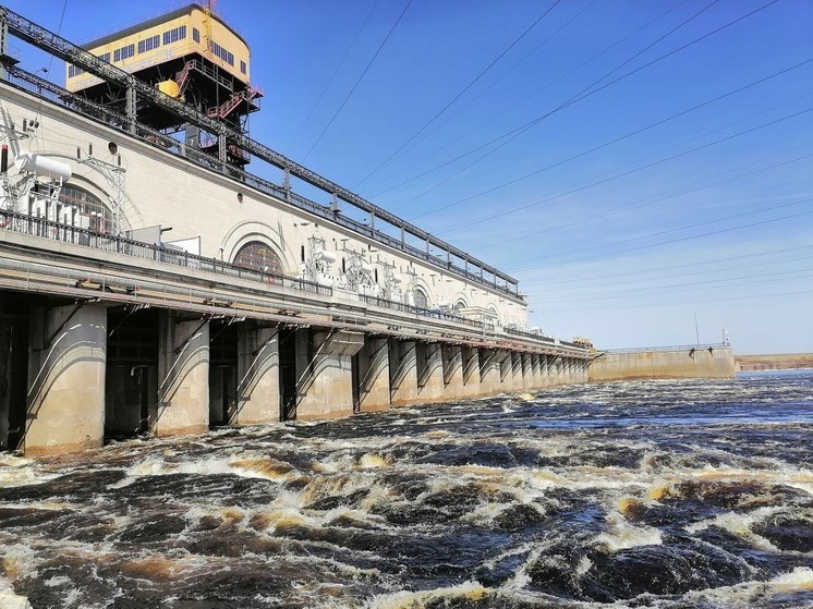 В Нижегородской области сотрудников ГЭС обеспечили связью под водой