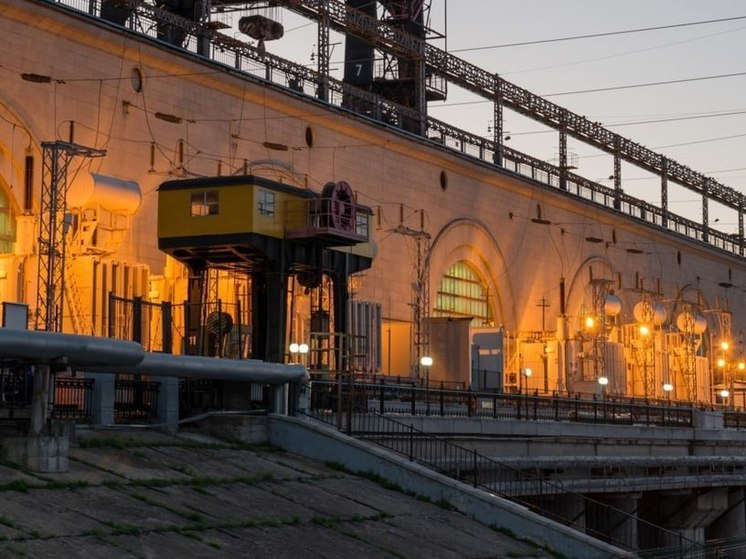 Связь на глубине: инженеры «провели» мобильный интернет под воду на Нижегородской ГЭС