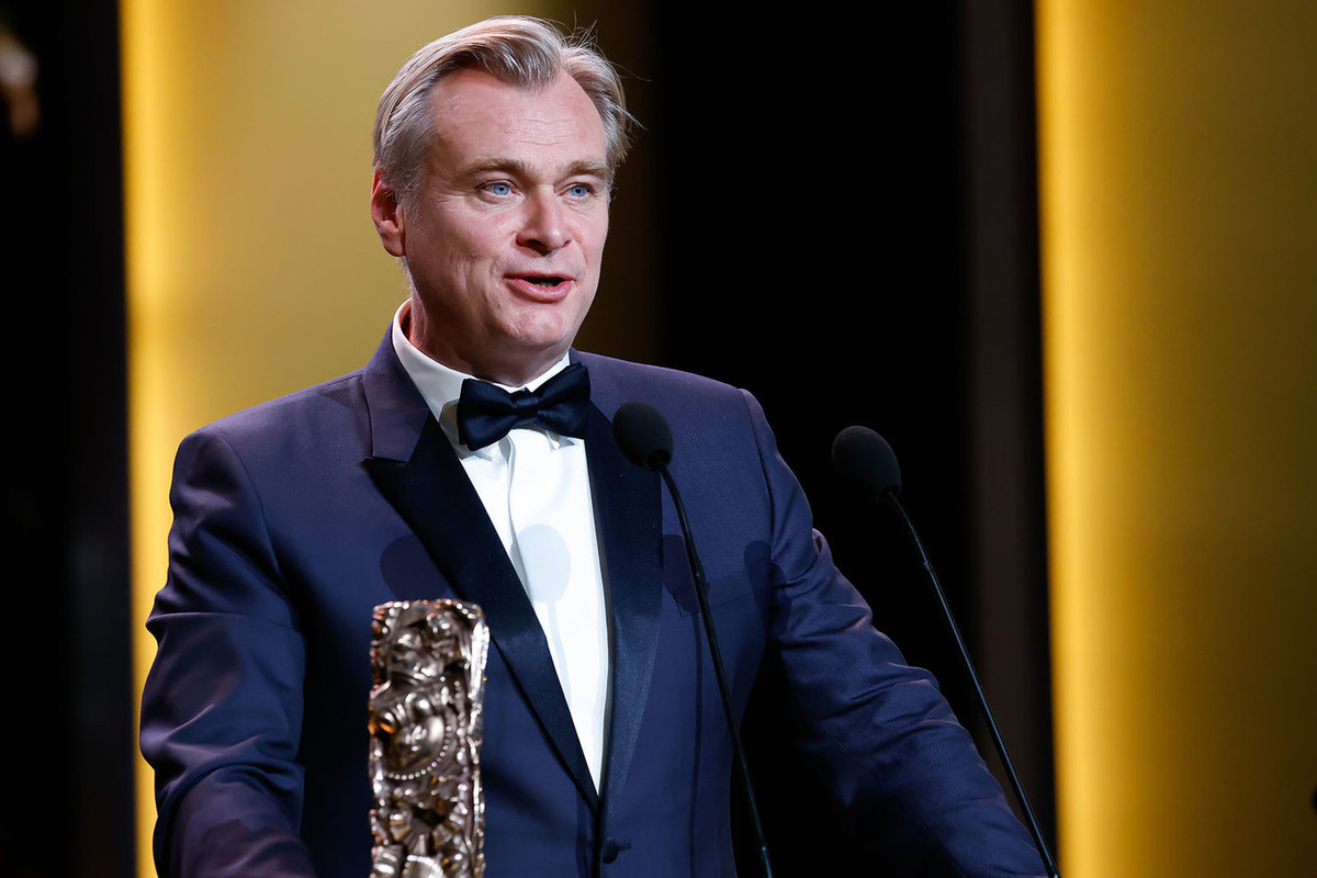 Director Christopher Nolan to be knighted