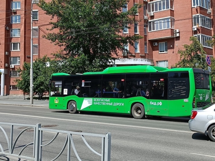 Три автобуса изменят маршруты во время репетиций парада Победы в Екатеринбурге