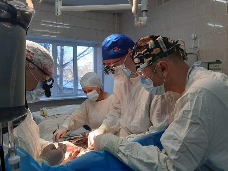 Кардиохирурги в Забайкалье провели операцию на остановленном сердце
