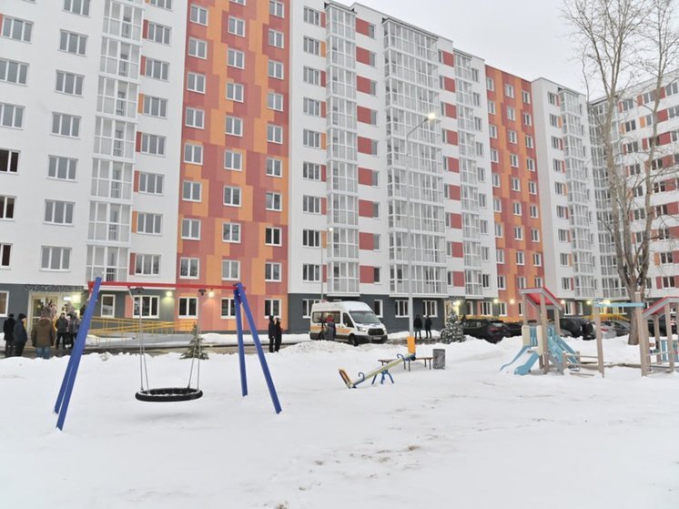 Более 550 пермяков заселились в муниципальный дом на Чайковского