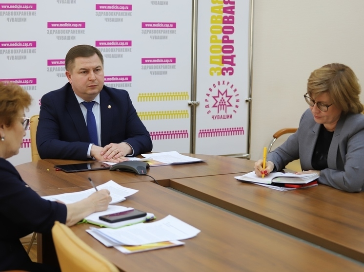 Министр здравоохранения ЧР Владимир Степанов поделился опытом заботы о малышах