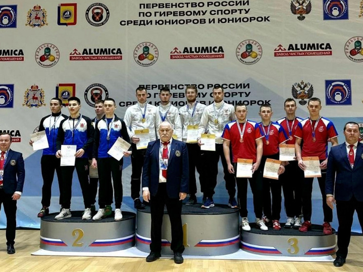 Тюменские силачи победили в первенстве России по гиревому спорту