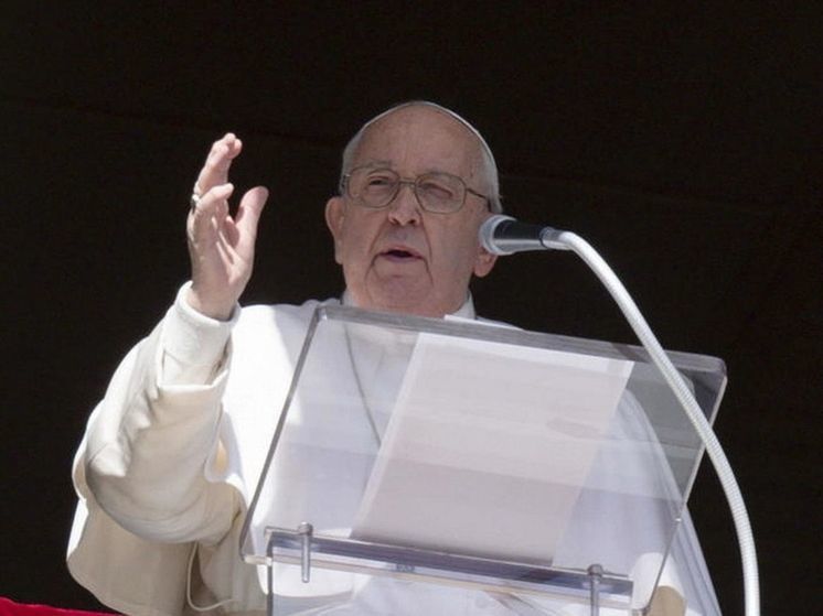 Ватикан пытается сберечь силы 87-летнего Франциска