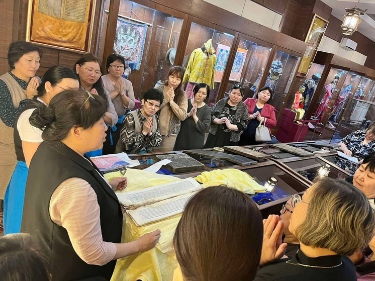  В Туве в новом  буддийском монастыре  проводят семинары для педагогов