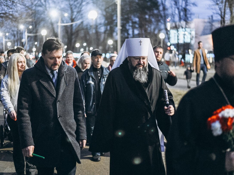 В Смоленске состоялась акция, посвящённая жертвам теракта в “Крокус Сити Холле”