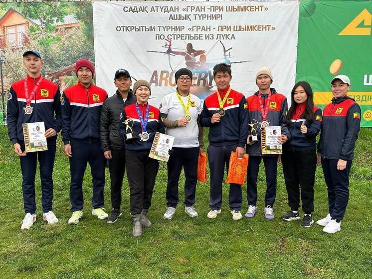Лучники из Забайкалья заняли весь пьедестал на соревнованиях в Казахстане
