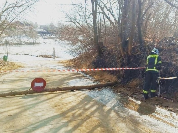 В Липецкой области паводок затопил почти 20 дорог