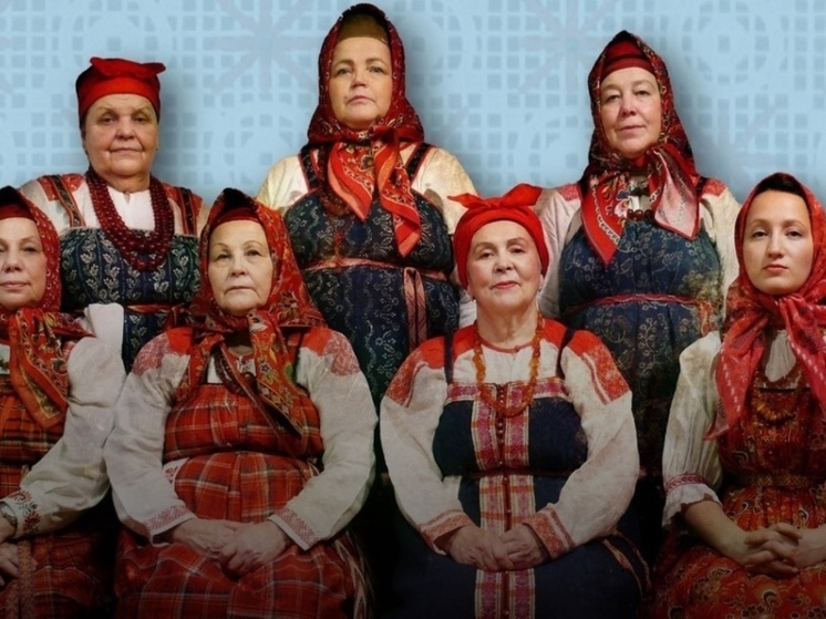 Архангельская Добролюбовка провела встречу с фольклорным театром «Сузёмье»