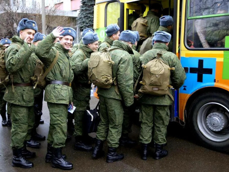 Более тысячи орловцев отправятся в армию весенним призывом