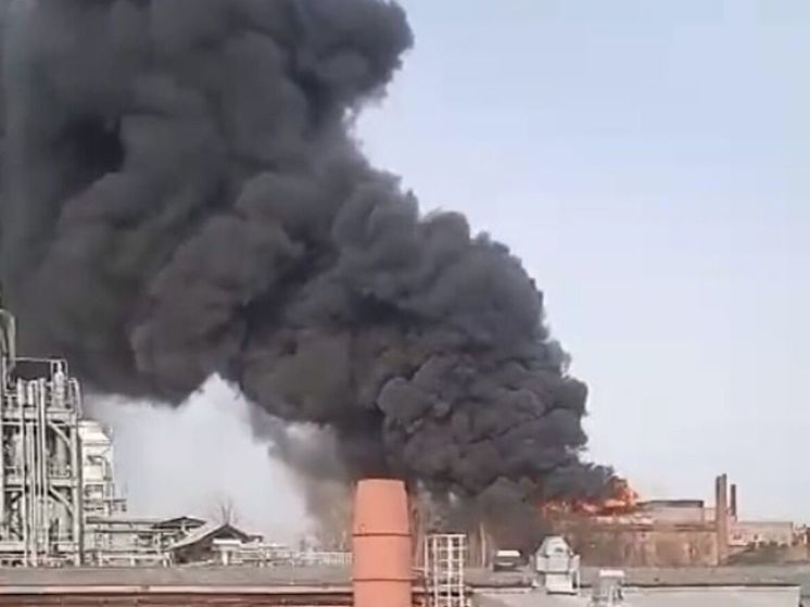 В соцсетях появилось видео пожара в Хотьково