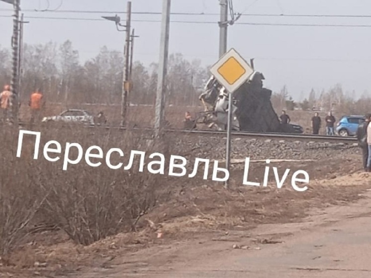 Ярославский губернатор прокомментировал столкновение скоростного поезда и автобуса