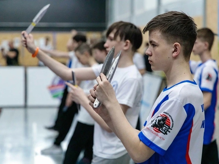 Томичи завоевали 6 наград на чемпионате по спортивному метанию ножа в Новосибирске