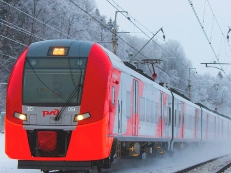 СЖД сообщила, сколько поездов задержали в пути из-за ДТП под Переславлем