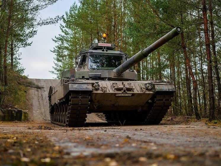 В ФРГ сообщили о передаче Украине 55 танков Leopard 1A5 и 18 Leopard 2A6