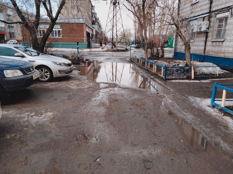 Мэр Махиня назвал отсутствие ливневой канализации причиной разрушения дорог в Томске