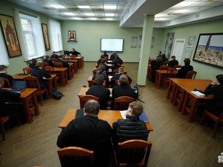 Встреча по проекту «Память церкви» состоялась в Псково-Печерской духовной семинарии