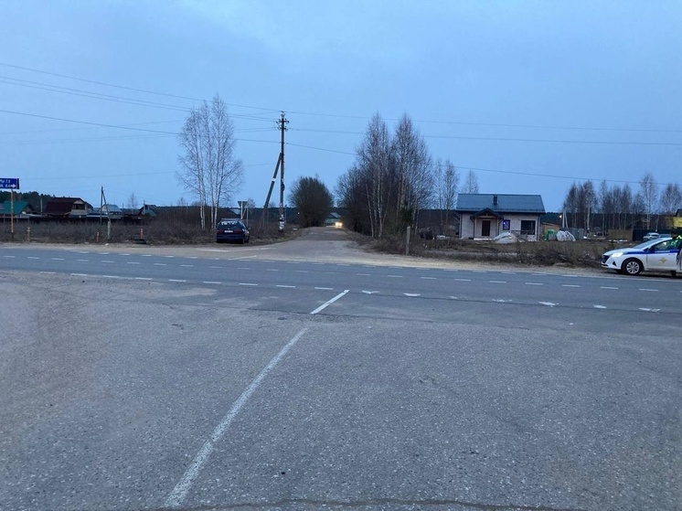 На трассе в Тверской области сбили пешехода: его с травмами доставили в больницу