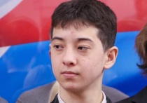 В Государственной Думе РФ наградили 15-летнего Ислама Халилова, который проявил мужество и самоотверженность в ходе эвакуации граждан из здания «Крокус Сити Холла» во время теракта, сумев спасти свыше 100 человек.