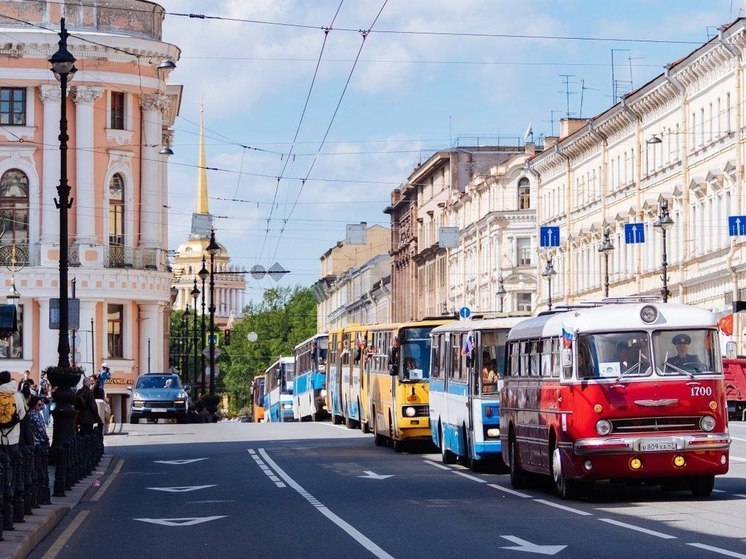В Петербурге назвали даты главного транспортного фестиваля