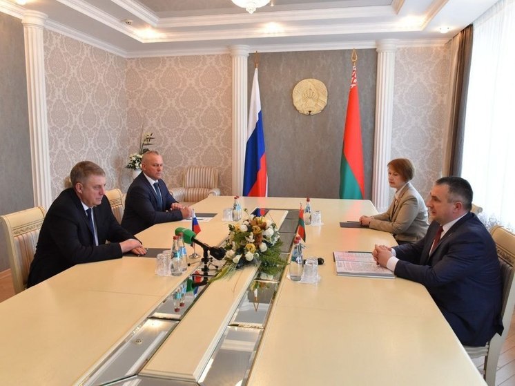 Брянский губернатор День единения народов России и Беларуси встречает в Гомеле