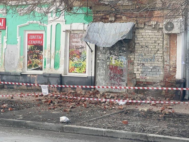 Полиция начала проверку после обрушения дома сестер Ленина в Саратове