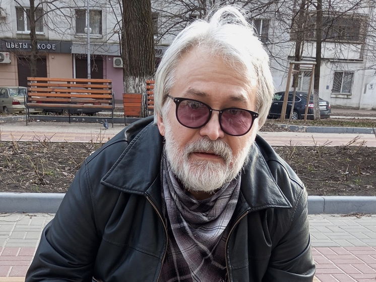 Уроженец Харькова поэт Минаков выразил уверенность, что его родной город вернется в состав России0