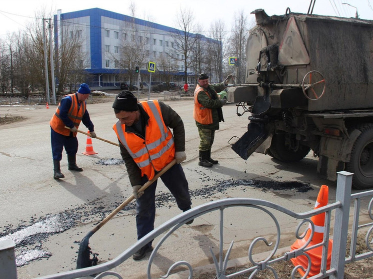 В Кинешму прибыл второй термобункер для ямочного ремонта автомобильных дорог
