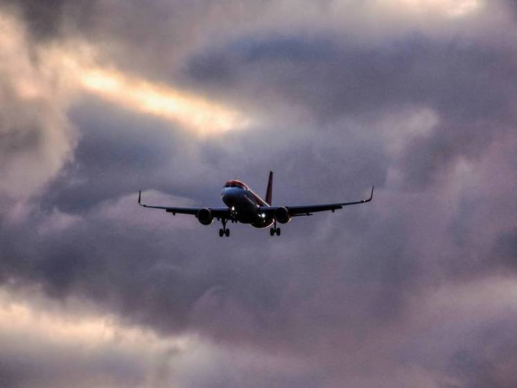 Летевшие в Барнаул самолеты из-за тумана отправили на посадку в Новосибирск