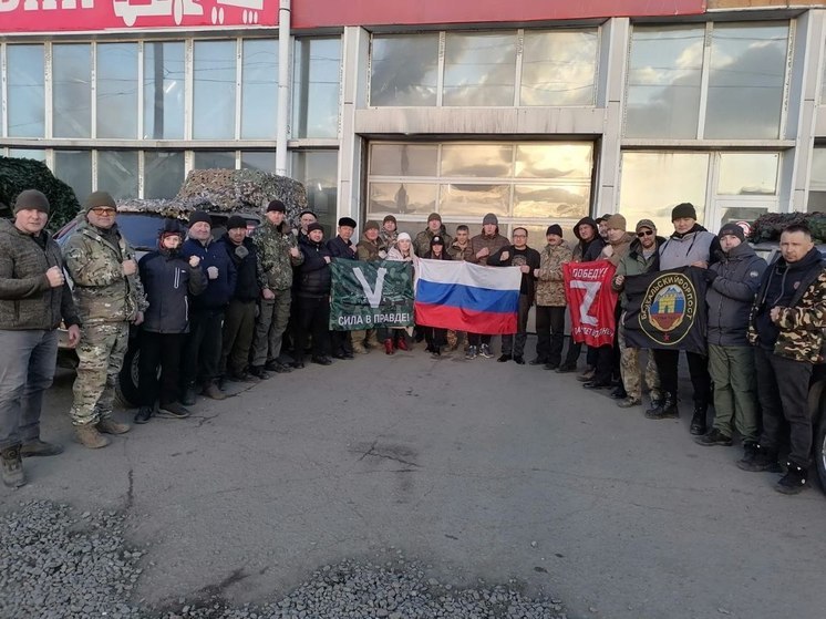 Фуры с техникой для участников СВО отправились из Улан-Удэ на Украину в долг