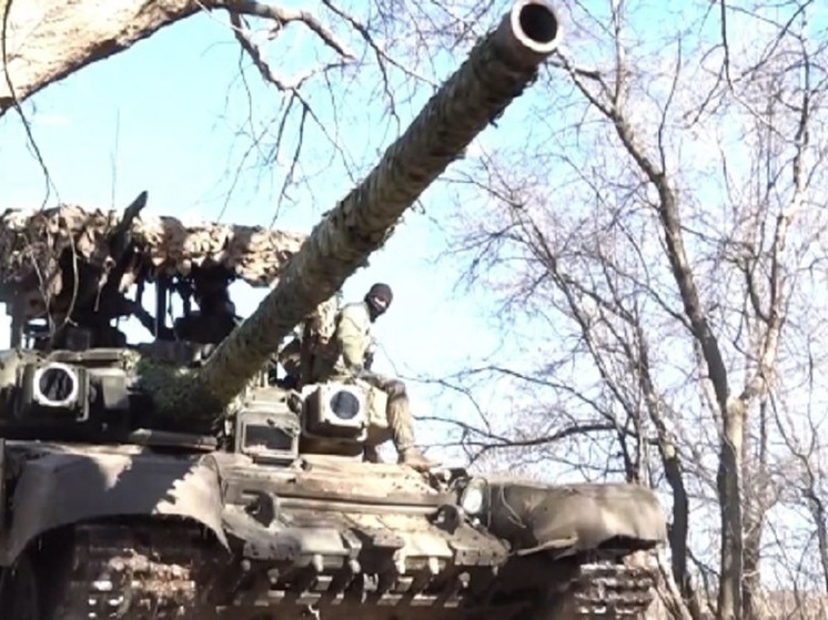Экипажи танков Т-90А "Западной" группировки ударили по неприятелю на купянском направлении