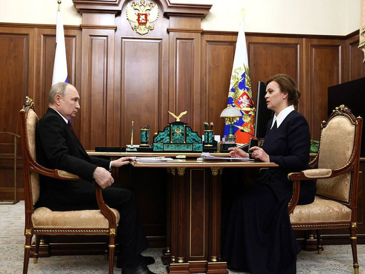 Владимир Путин провел встречу с руководителем фонда "Защитники Отечества" Анной Цивилевой