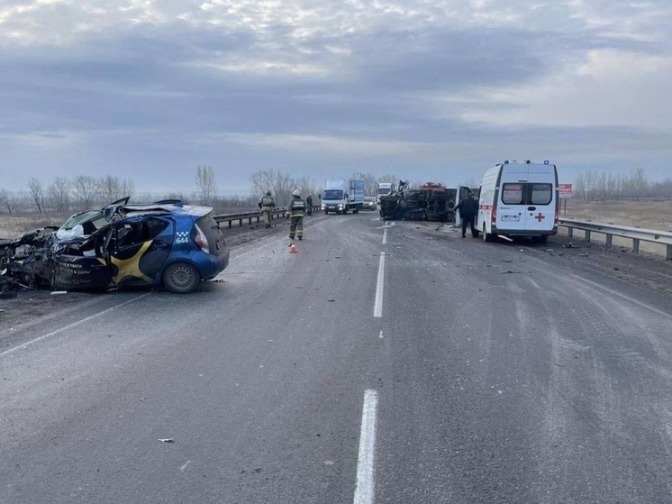 Под Красноярском в ДТП с грузовиком погибла 46-летняя женщина