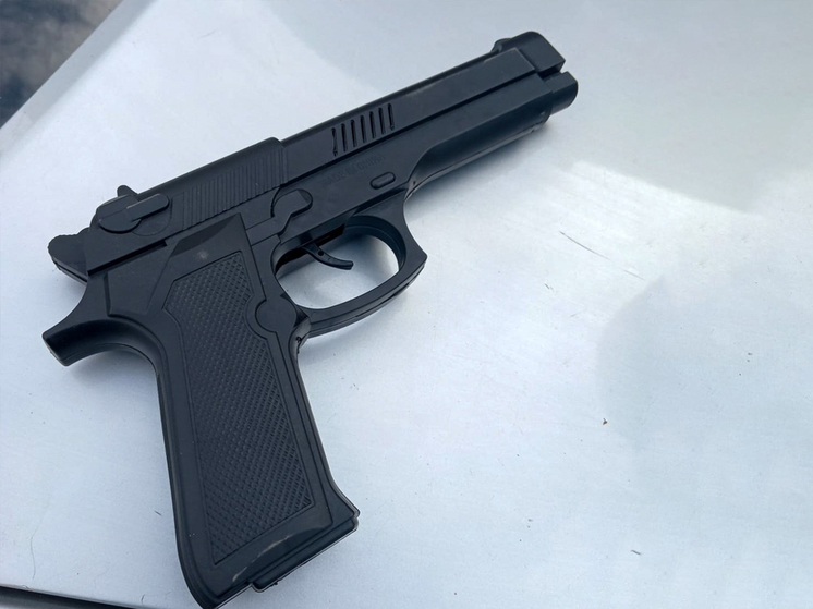 Кузбассовец хотел ограбить банк, угрожая сотрудникам игрушечным пистолетом