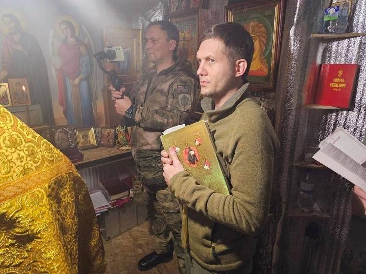 Журналист Борис Корчевников посетил на Херсонщине военный храм в блиндаже