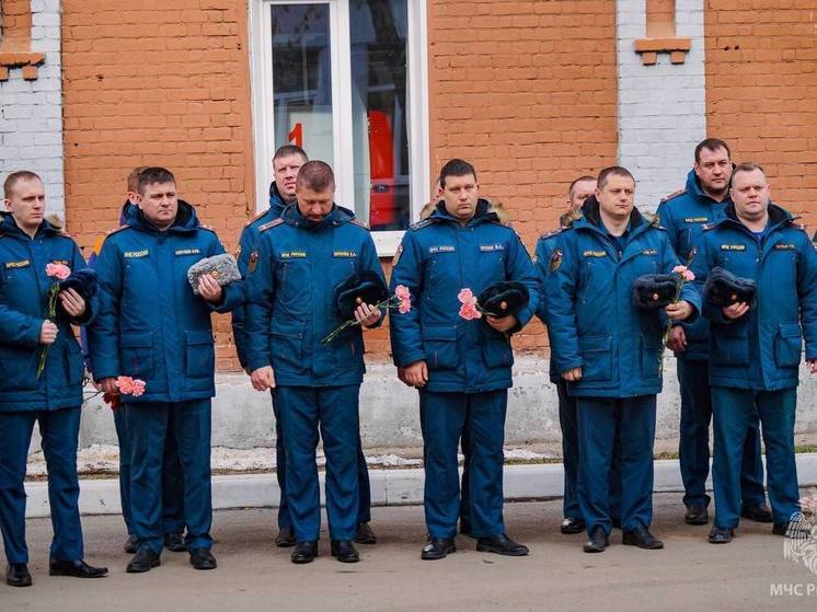 В Иванове почтили память пожарных, погибших при исполнении служебного долга