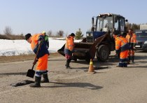 Дорожные организации Чувашии наращивают объемы работ по ямочному ремонту