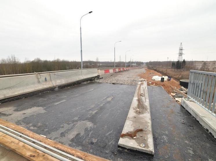 Двухполосное движение на Лужском путепроводе в Новгороде откроется в июне