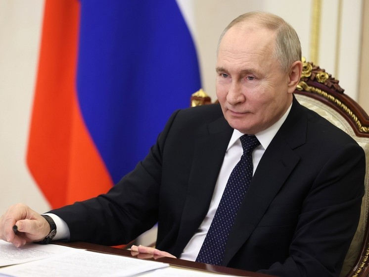 Путин напомнил про проект моста между Сахалином и материковой частью РФ