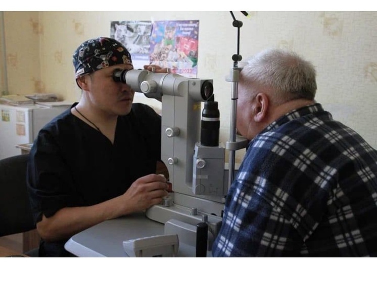 Офтальмологи Якутии работают в городе Докучаевск ДНР