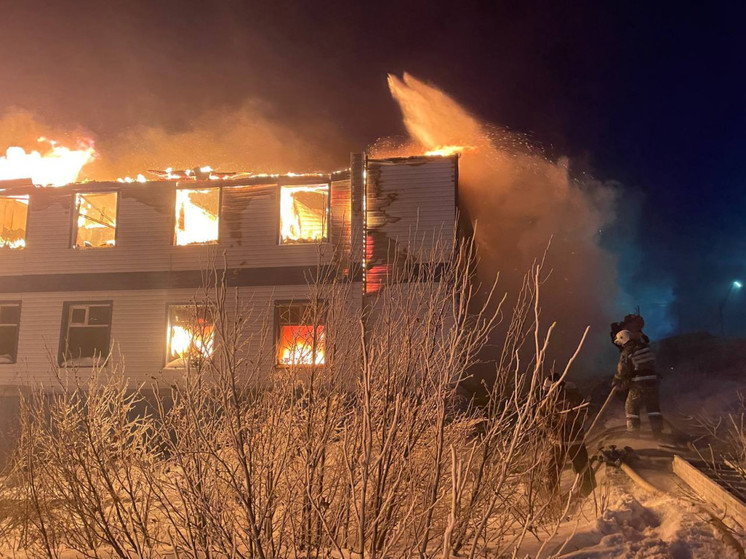 Здание авиакомпании сгорело в Тазовском