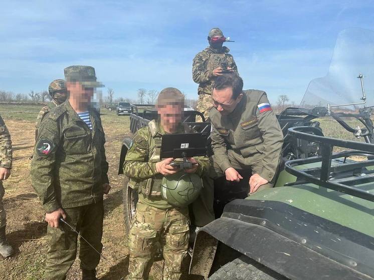 Глава Якутии посетил военный полигон для подготовки операторов БПЛА