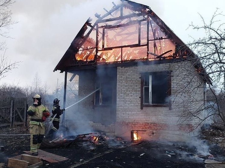 В Красноярском крае за сутки при пожарах погибли 2 человека