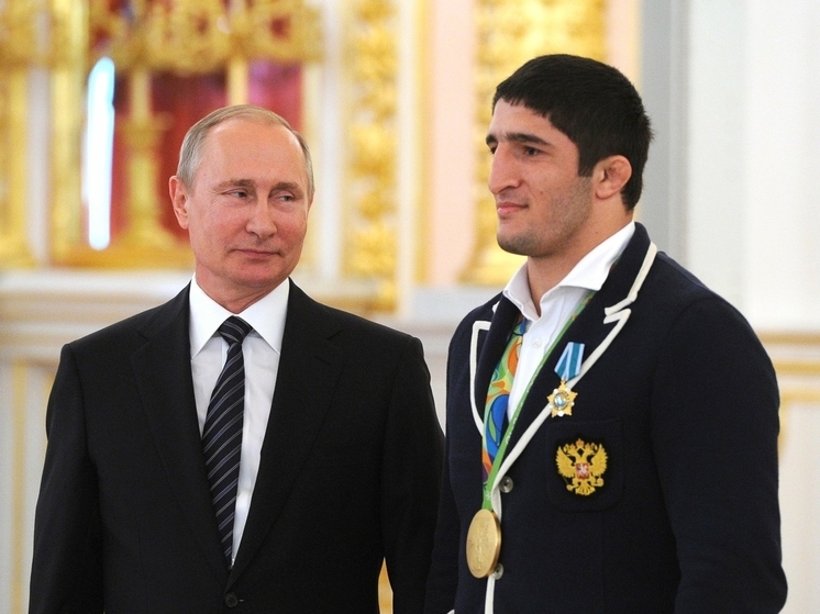 МОК не допустил борца Абдулрашида Садулаева к лицензионному олимпийскому турниру