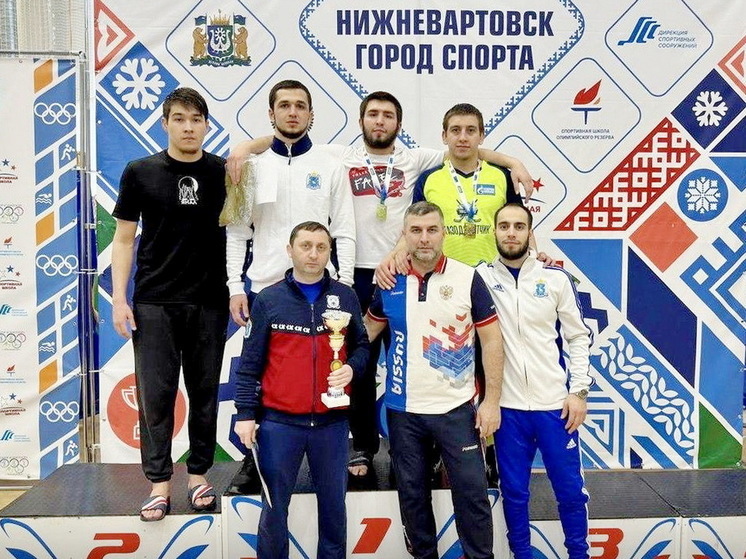 Ямальские борцы завоевали медали на чемпионате Урала