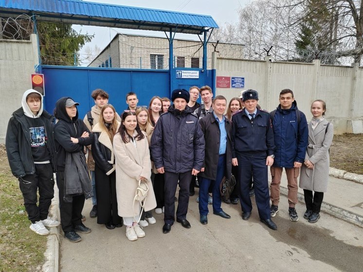 Студенты Чебоксарского политеха побывали с экскурсией в спецприемнике
